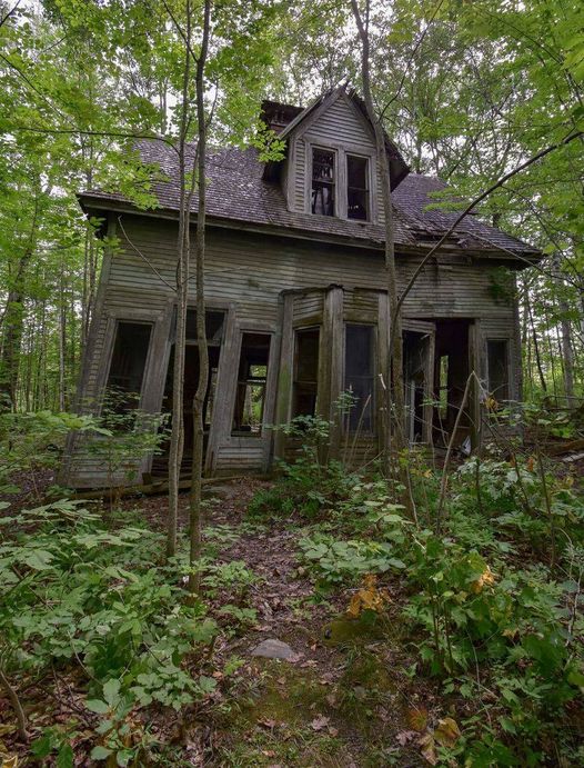 This house looked like it was about to fall into itself until this man stepped in..